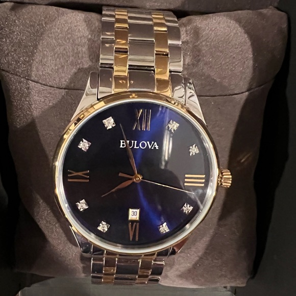 Bulova Classic Diamond Mens Watch Diamonds Collection - Picture 4 of 4